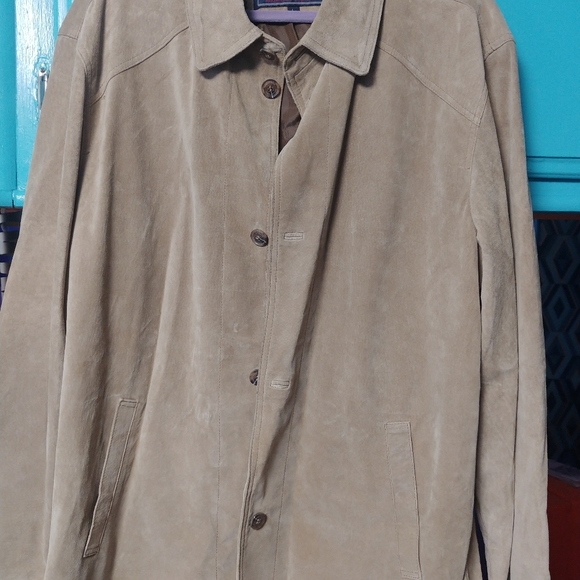 Lightweight suede coat - Picture 2 of 4